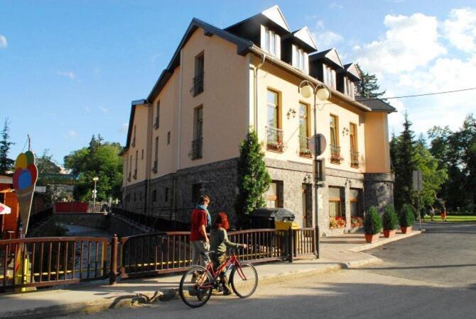 Penzion Daniela Rajecké Teplice Exterior foto